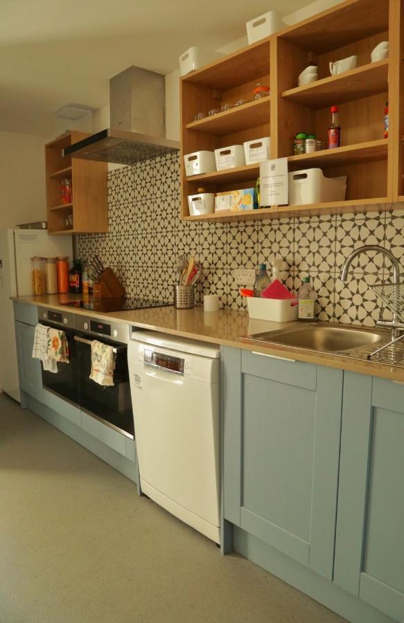 The Dolphin Inn Hostel Dunbar Bagian luar foto